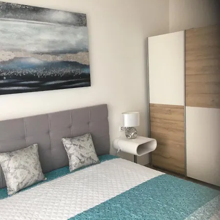 Silverlux Apartman Apartment